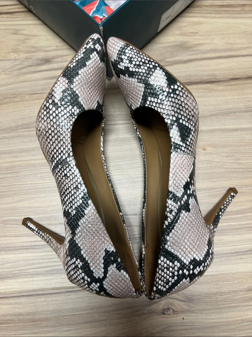 AEROSOLES Pink and Black Snake-Print Pointed Toe Stilettos